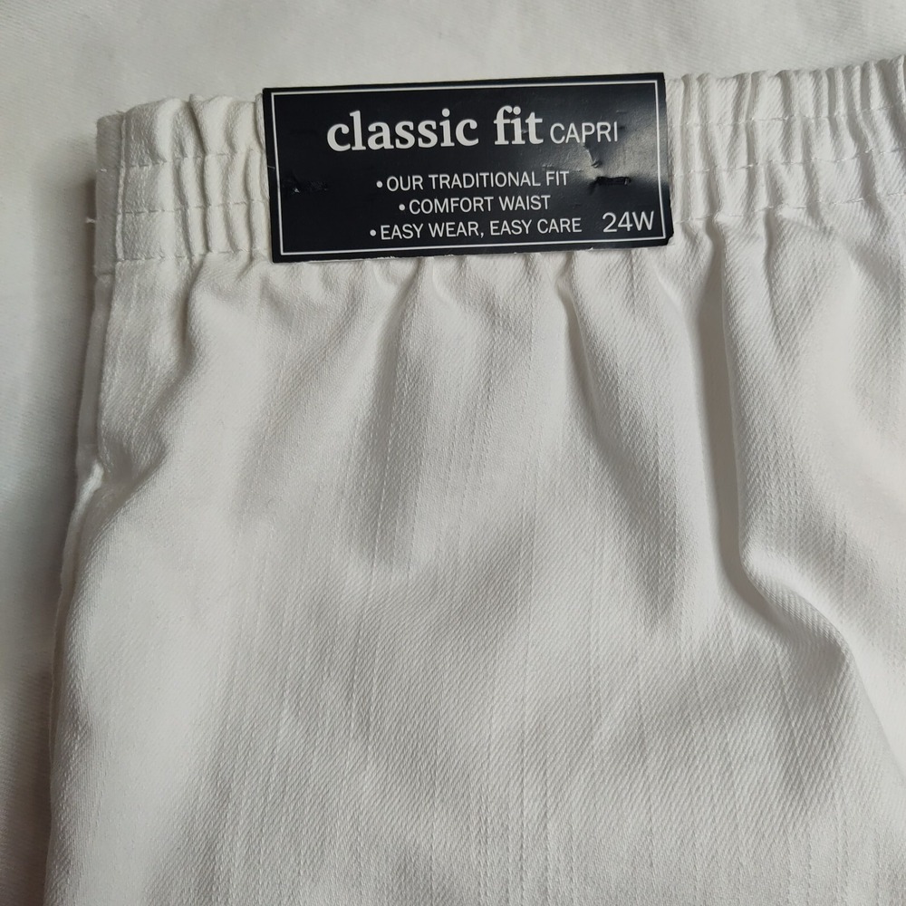 Alfred Dunner Classics Women‎ Plus 24W Pull-On White Denim Capri Pants NEW - Picture 8 of 9
